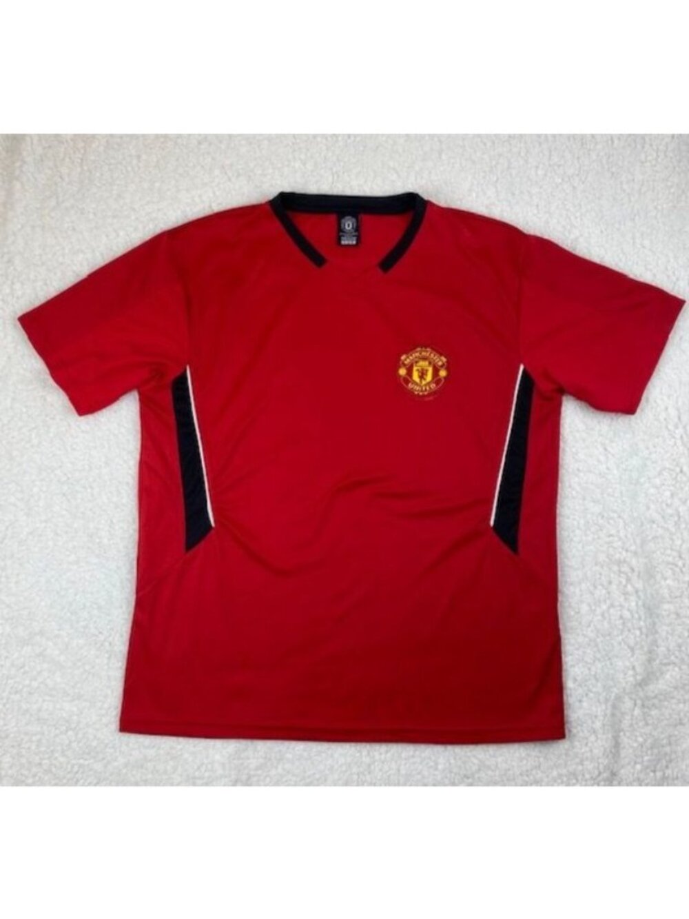 Manchester United Jersey Men's Size Large Red Black Accent Sewn Badge Shirt